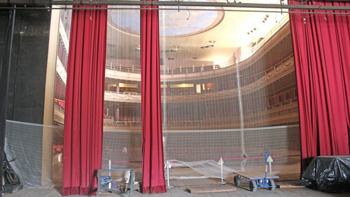 O Coliseu começou sua história em 1897. Em 1924, ganhou as características atuais