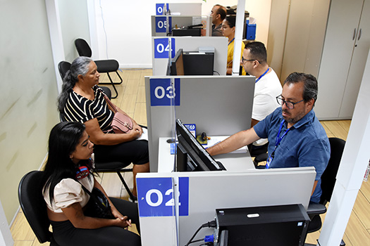 Quem ainda não tem cadastro, basta ir até a unidade, apresentar os documentos pessoais (RG, CPF, comprovante de residência e CTPS digital) e realizar o processo de cadastramento