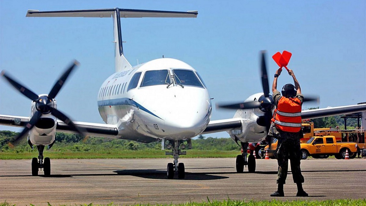 O investimento de R$ 19 milhões vai adaptar a unidade militar para que ela possa receber também pousos e decolagens de aviões comerciais com mais conforto e segurança