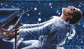 Taron Egerton como Elton John em 'Rocketman'