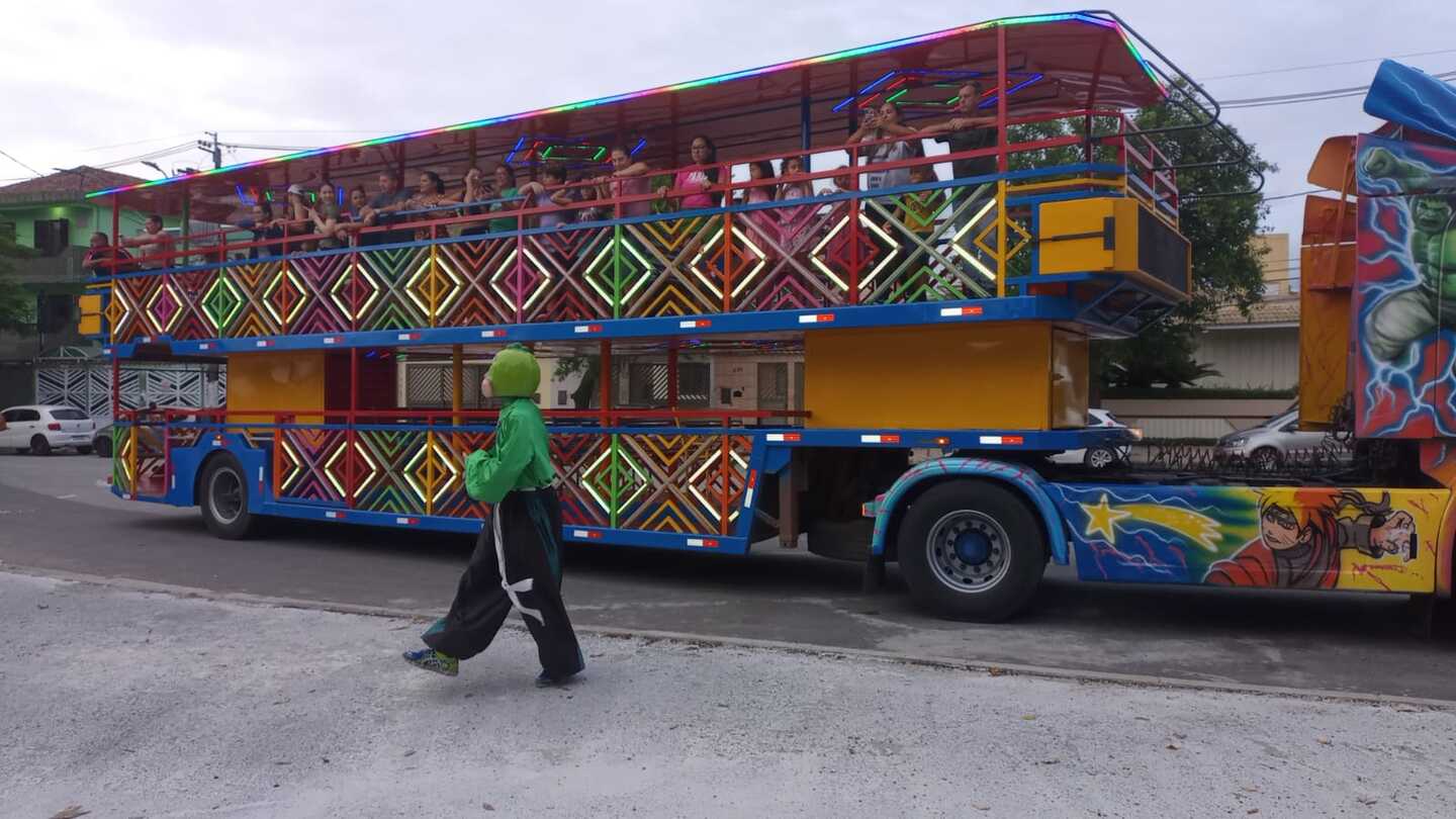 Primeiro passeio da Carreta Furacão de Cubatão aconteceu nesta sexta (16)