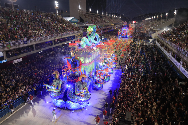 No desfile da Viradouro, a divindade foi muito bem representada na comissão de frente. A apresentação, considerada uma das mais surpreendentes do Carnaval, trazia uma serpente que rastejava pela pista da Sapucaí