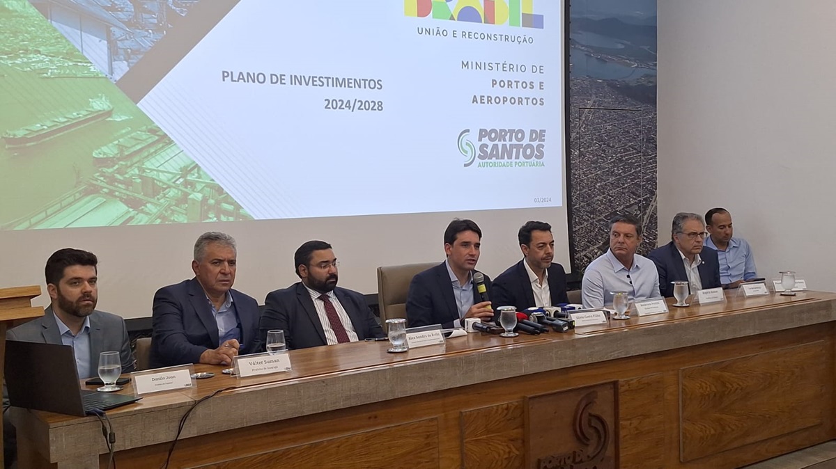 Ministro de Portos e Aeroportos, Silvio Costa Filho, esteve na Região nesta segunda-feira (11)