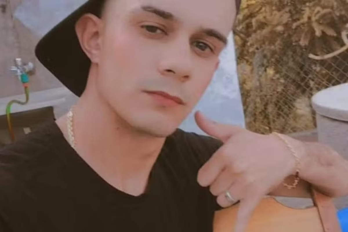 O caso foi registrado como morte suspeita na Central de Polícia Judiciária (CPJ)