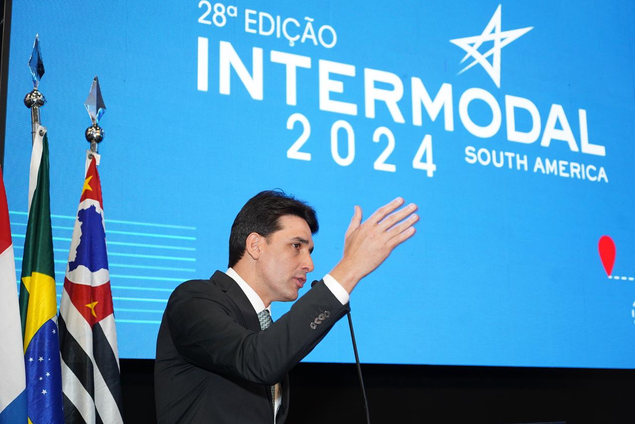 Ministro de Portos e Aeroportos, Silvio Costa Filho, na abertura da Intermodal