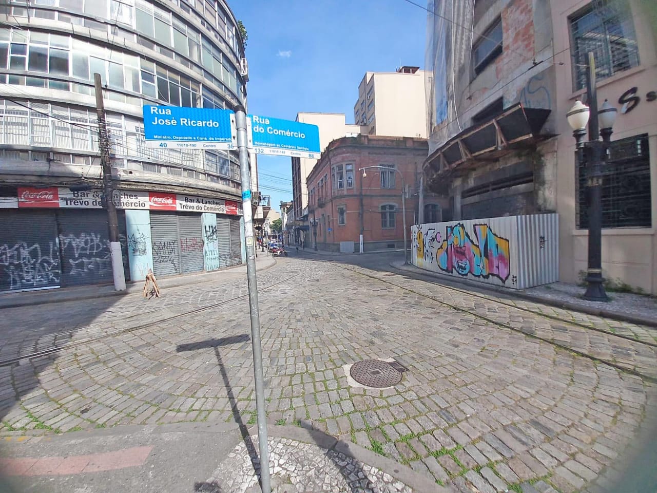 A cena durou cerca de dez minutos a 200 metros do Santuário de Santo Antônio do Valongo, a 300 metros da Igreja de Nossa Senhora do Rosário dos Homens Pretos
