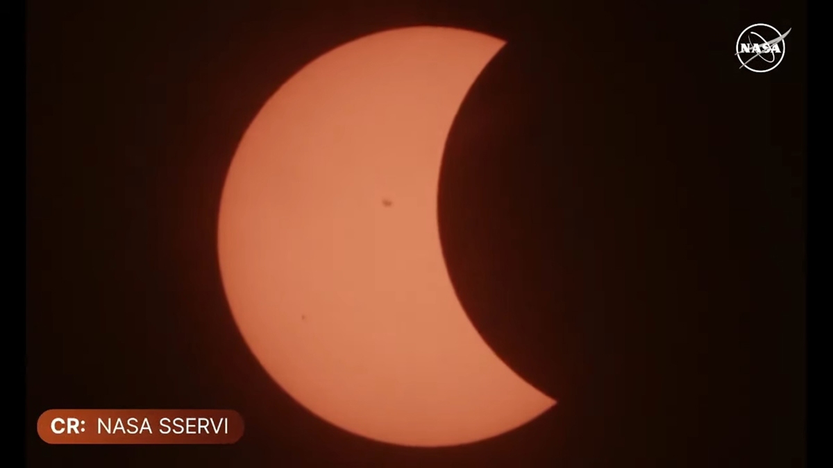 O eclipse solar total desta segunda-feira (8) pode ser acompanhado ao vivo