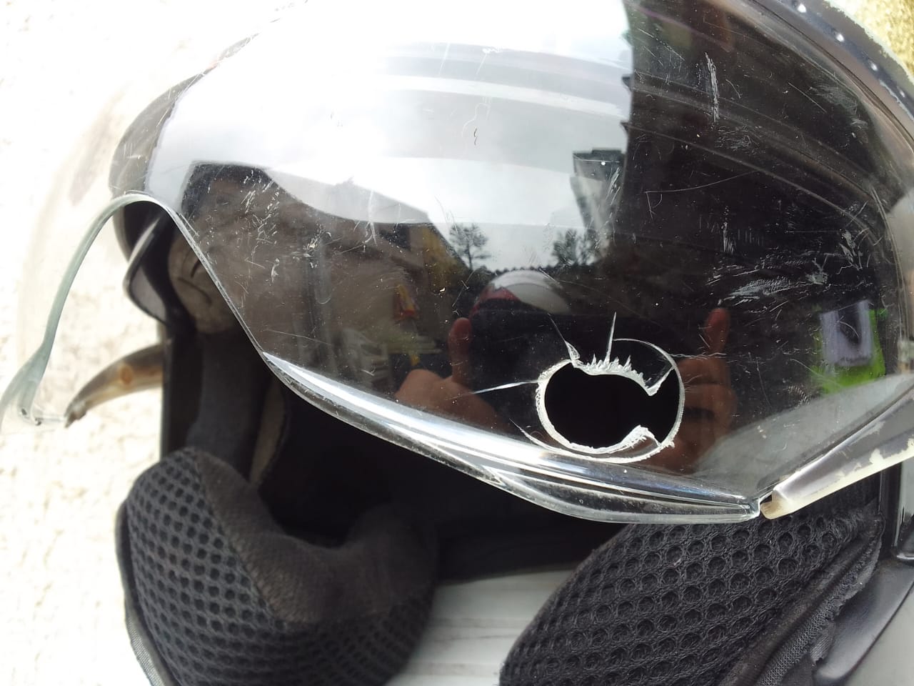 A vítima chegou a ficar internada cinco dias na unidade intensiva de tratamento (UTI), e conseguiu se recuperar da agressão