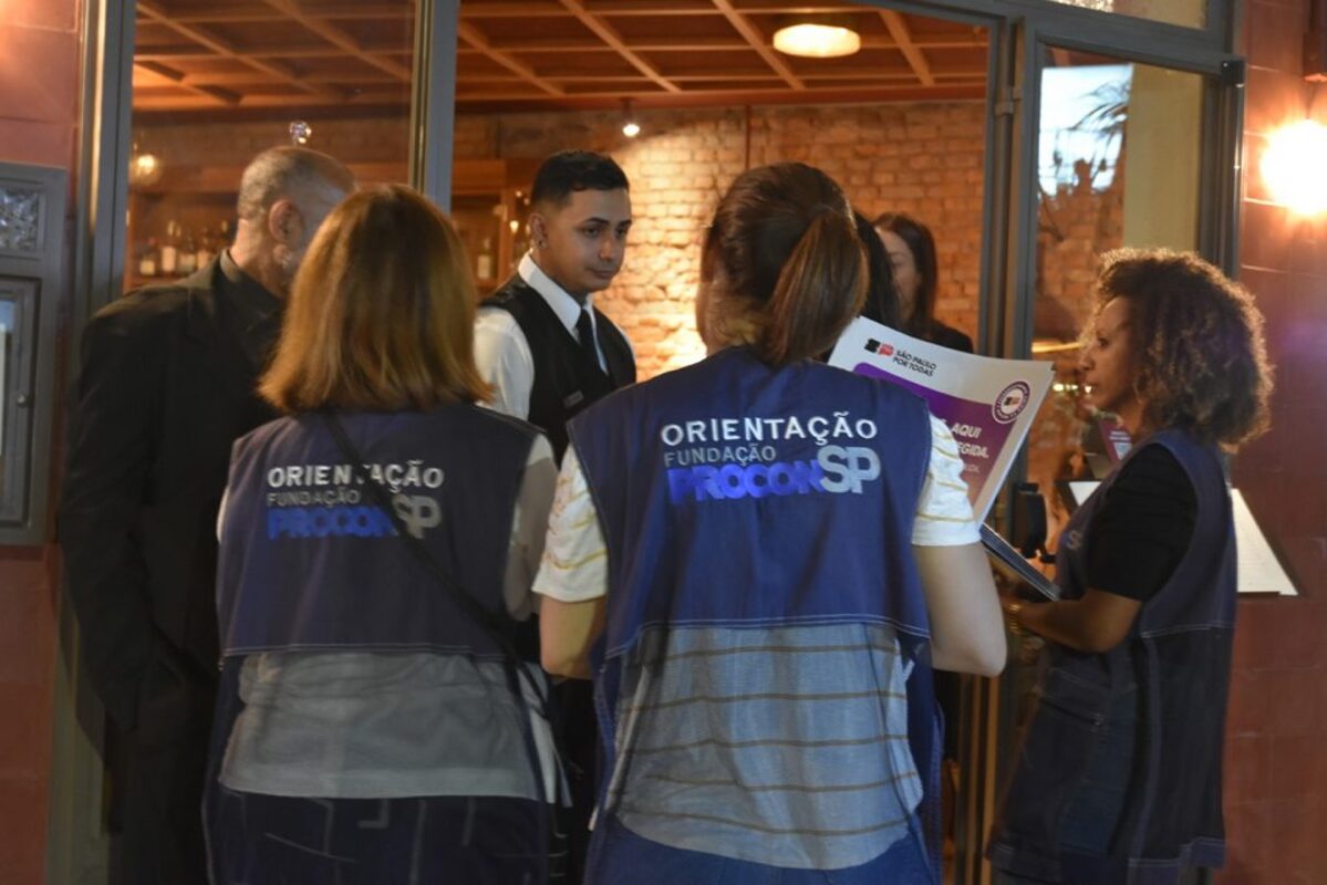 O Governo de São Paulo, por meio do Procon-SP e da Secretaria de Políticas para a Mulher, realizou na sexta-feira (5) a primeira ação de fiscalização do Protocolo Não se Cale
