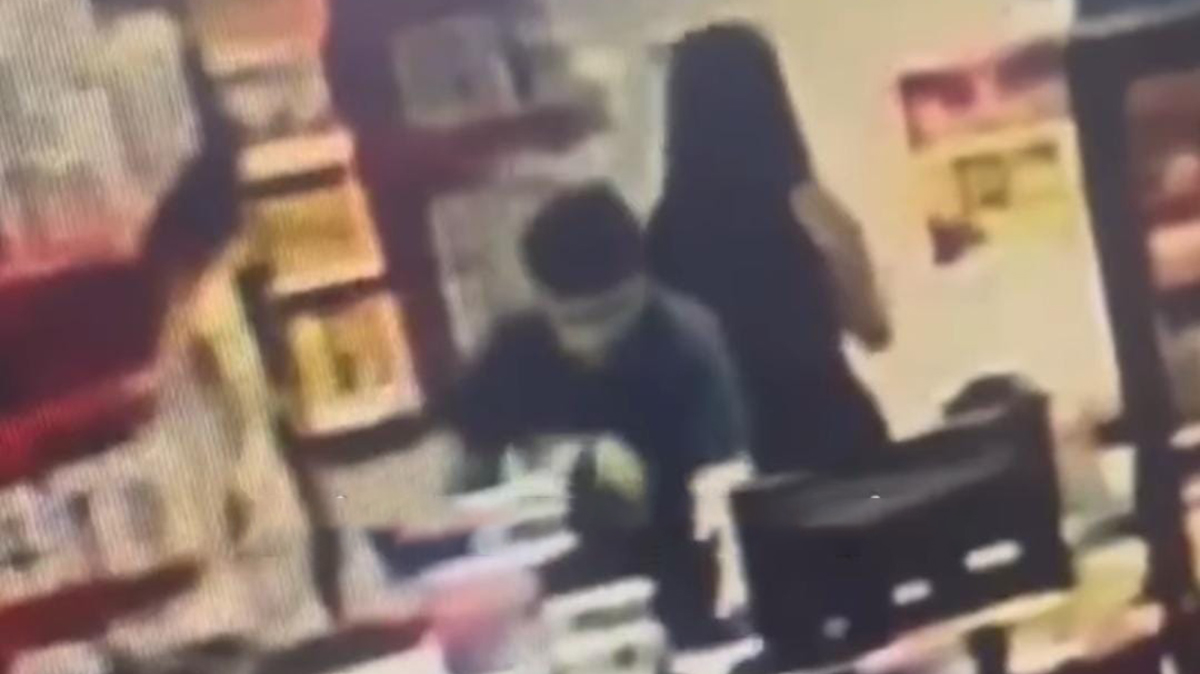 Qualquer informação sobre a dupla ou demais casos de roubo pode ser denunciada à Polícia Militar