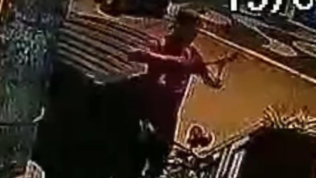 Um homem furtou uma bicicleta em menos de 20 segundos em Santos