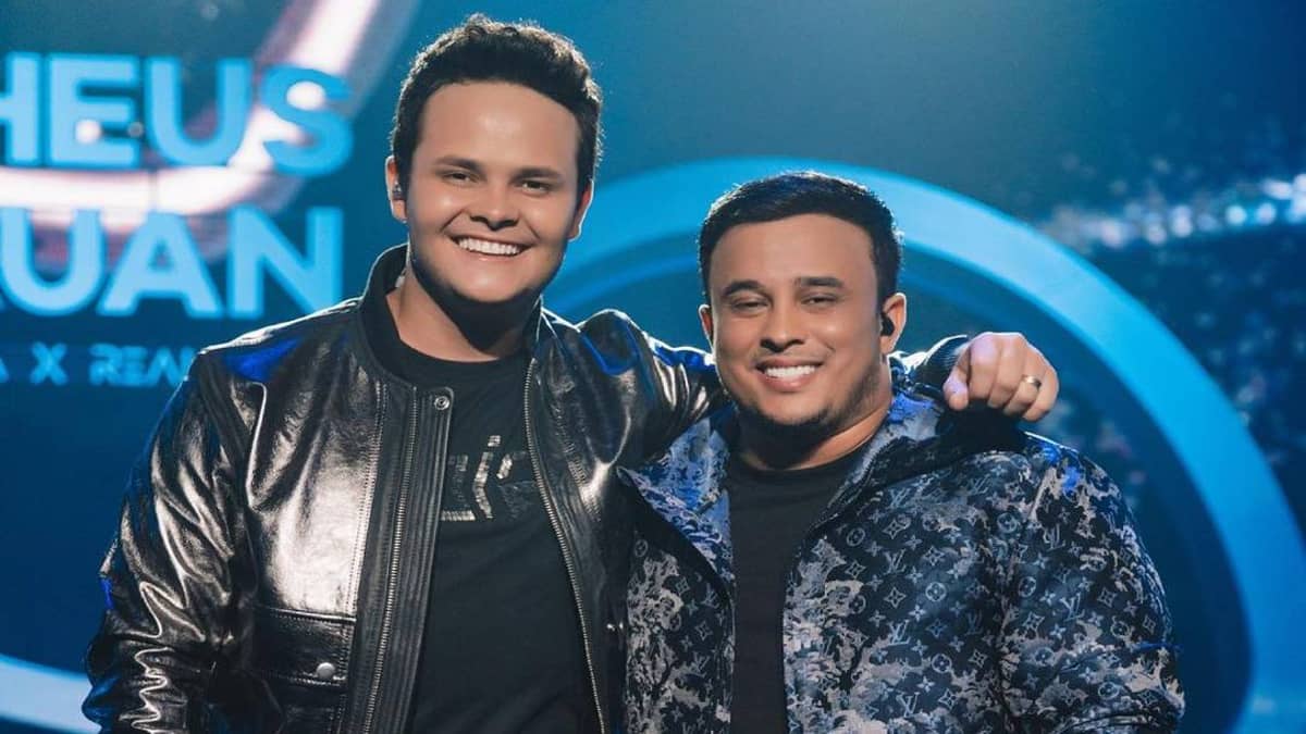 A dupla sertaneja Matheus e Kauan abre a festa dos 75 anos de Cubatão