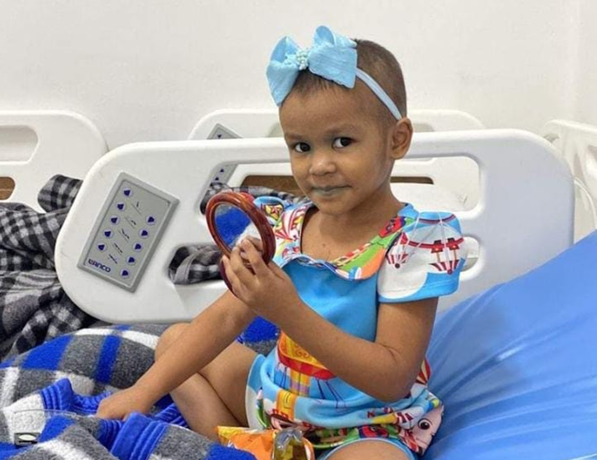 Sarah Torres tem 5 anos e luta contra um câncer terminal desde 1 ano de idade