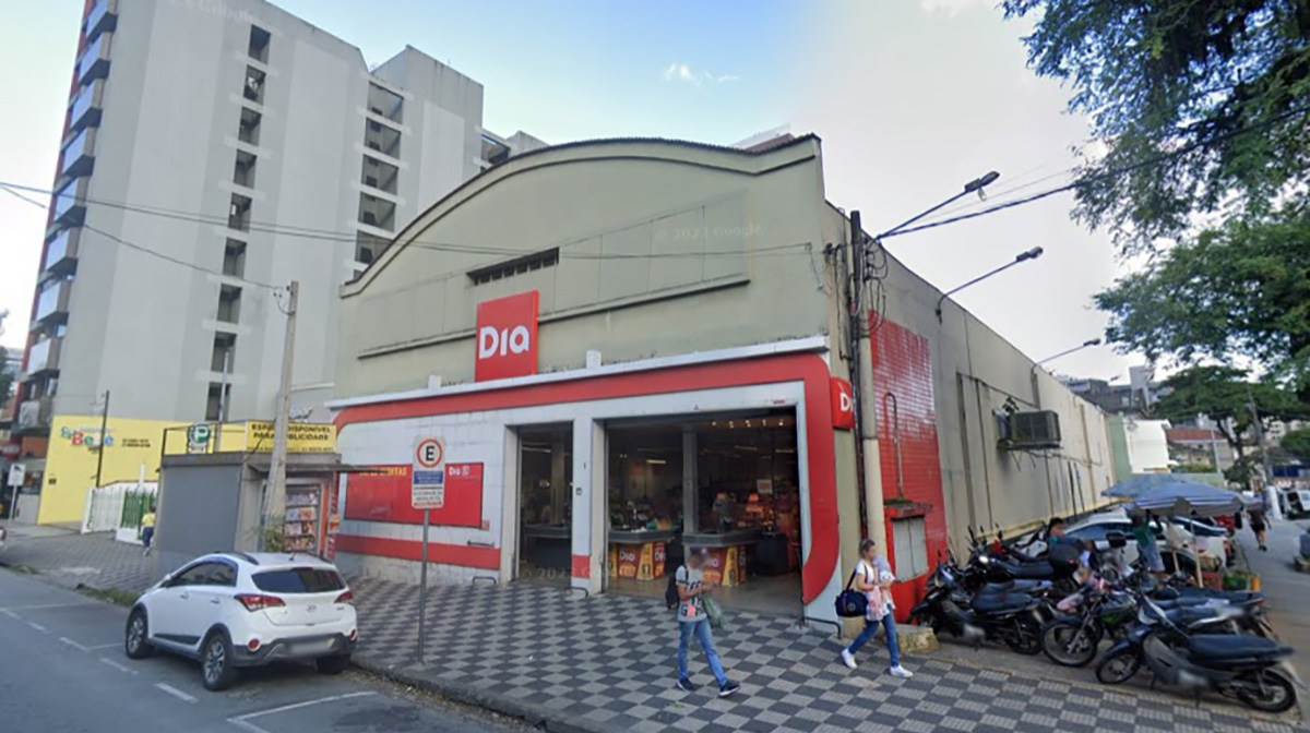 R. Dr. Carvalho de Mendonça, 261