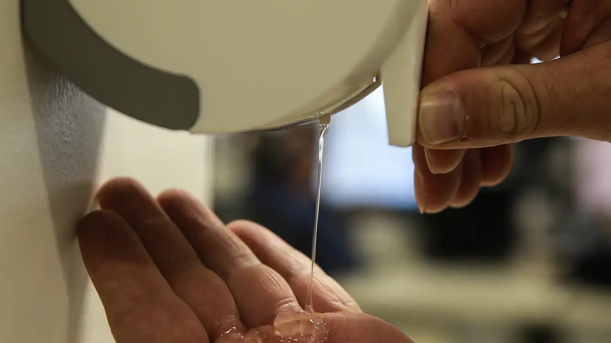 Estabelecimentos que ainda têm estoques terão até o dia 30 de abril para esgotá-los