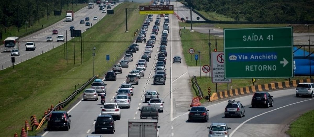 Tempo é encoberto com chuvas