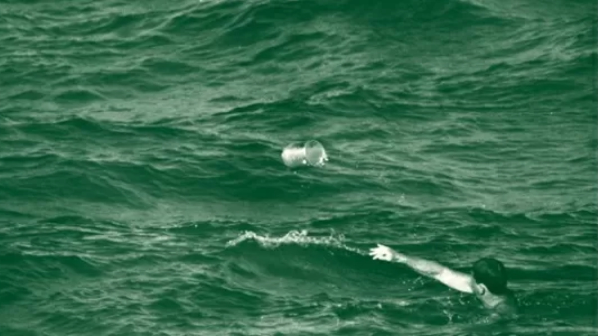 Ao todo, foram desovadas 15 mil latas cheias de maconha