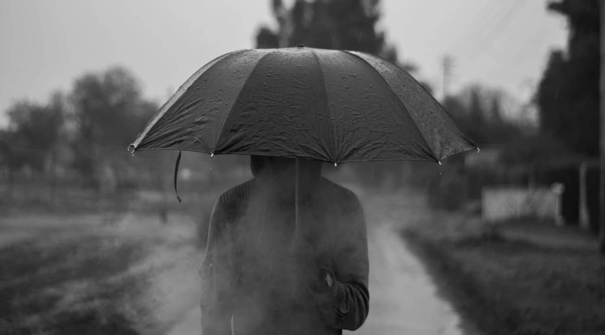 Litoral de SP terá chuvas fortes e frio neste final de semana