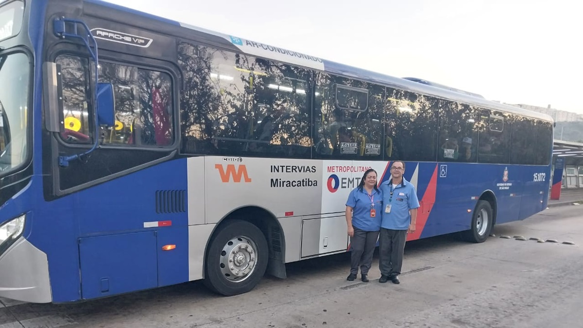 Essa é a história de Paulo Soares e Cirlene Martins de Oliveira, motoristas de ônibus das linhas 001 e 451