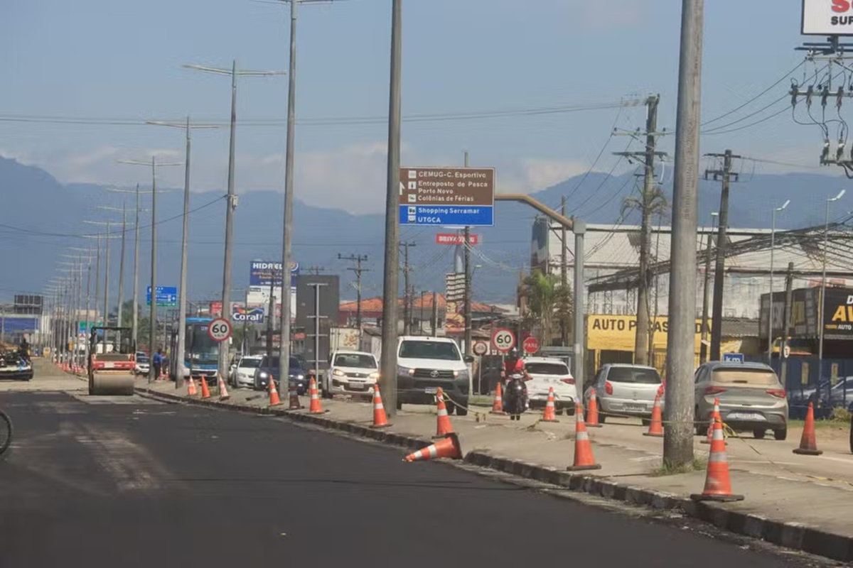 DER programa interdições em trechos da Rio-Santos, na altura de Caraguatatuba