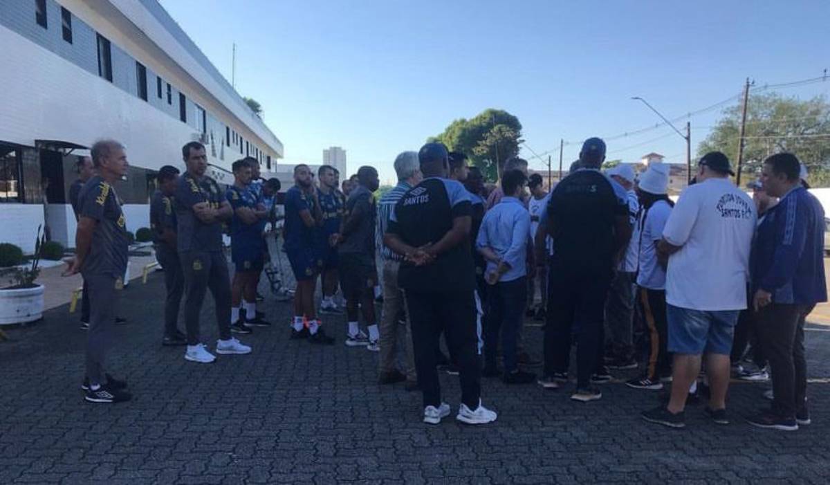 Diretoria também precisou responder aos comentários