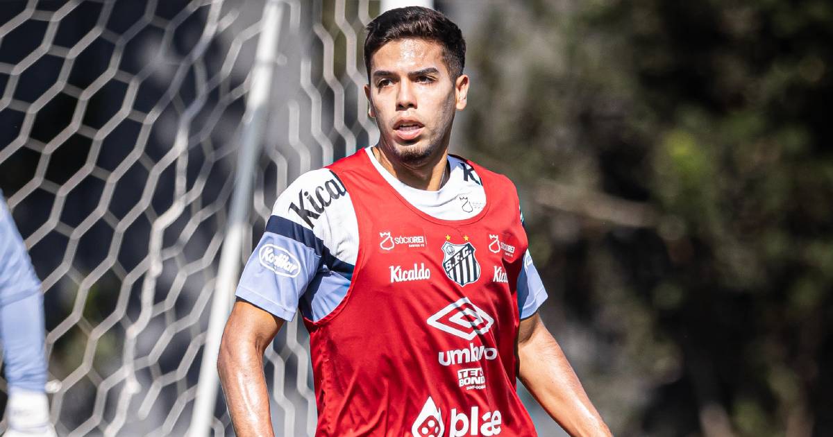 Jogador foi contratado em definitivo em 2024