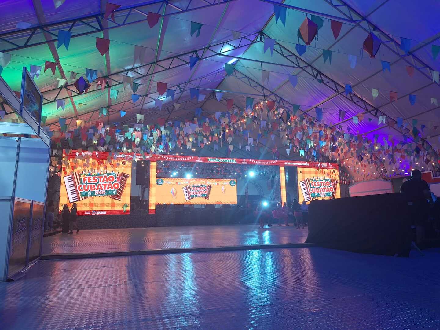 Evento começa com muito show sertaneja, mas os demais dias são de muito Pagode 90 misturado com pagodeiros da atualidade