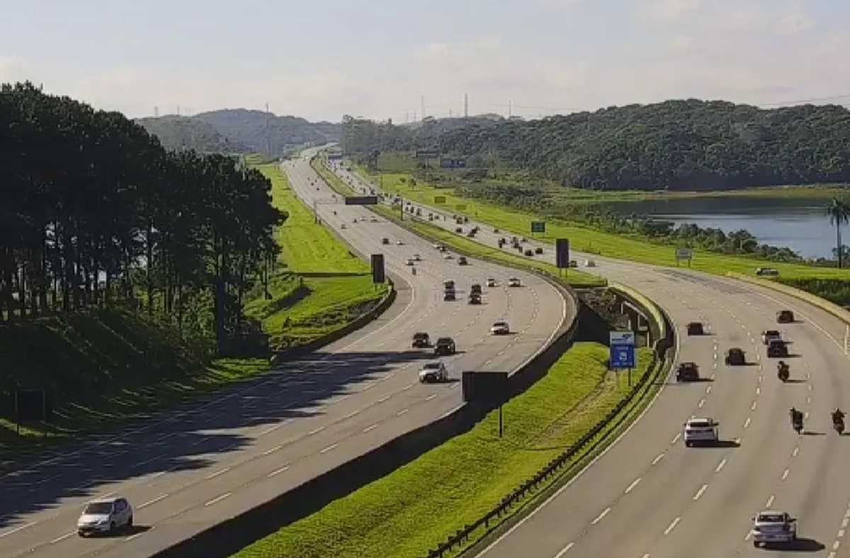 Tráfego flui bem no Sistema Anchieta-Imigrantes