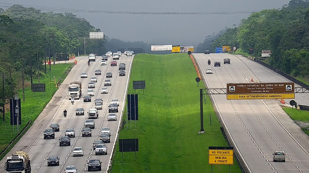 O motivo, segundo informado pela Ecovias, é o alto fluxo de veículos