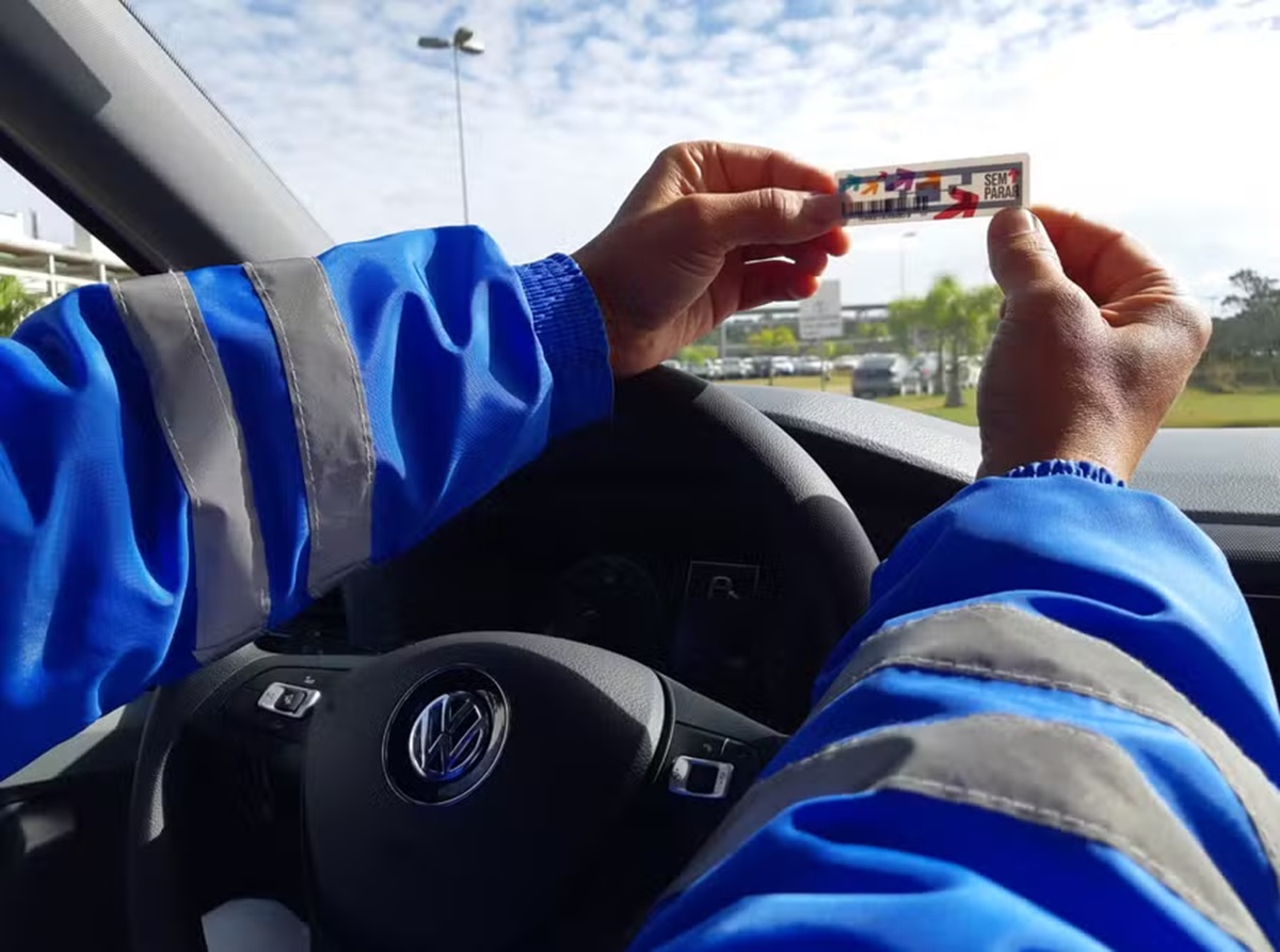 Tags de pedágio como a do Sem Parar irão facilitar o pagamento do sistema free flow