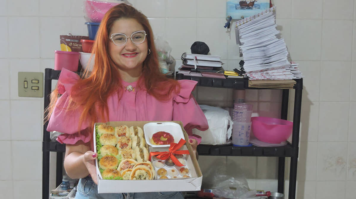 Yasmin Sorrentino, de Itanhaém, faz doces e salgados indecentemente saborosos