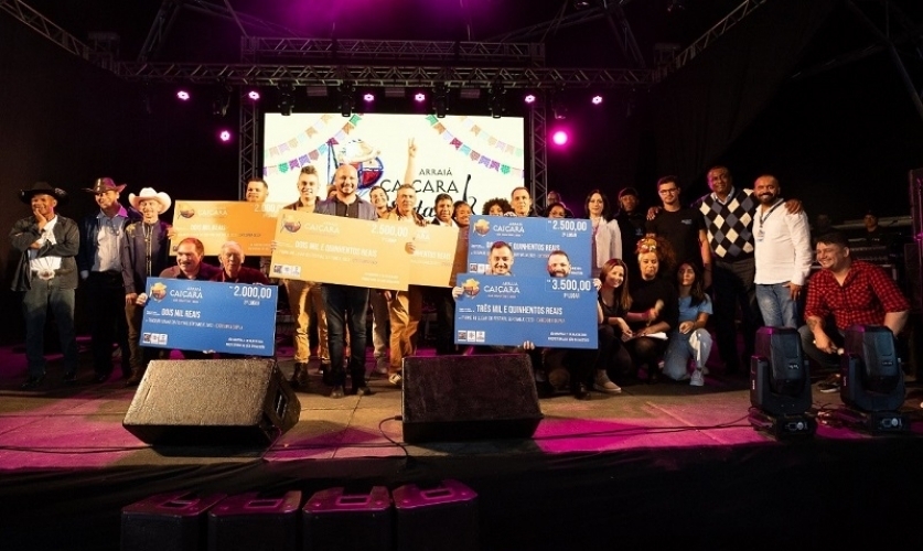 Cantores irão concorrer a prêmios em dinheiro