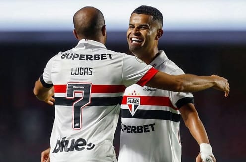 O único gol da partida foi feito por Lucas