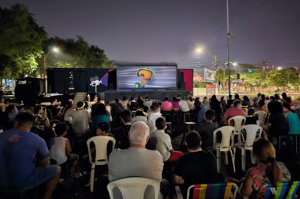 Além de abrigar as projeções, a carreta terá a exposição 'Tapete Vermelho'