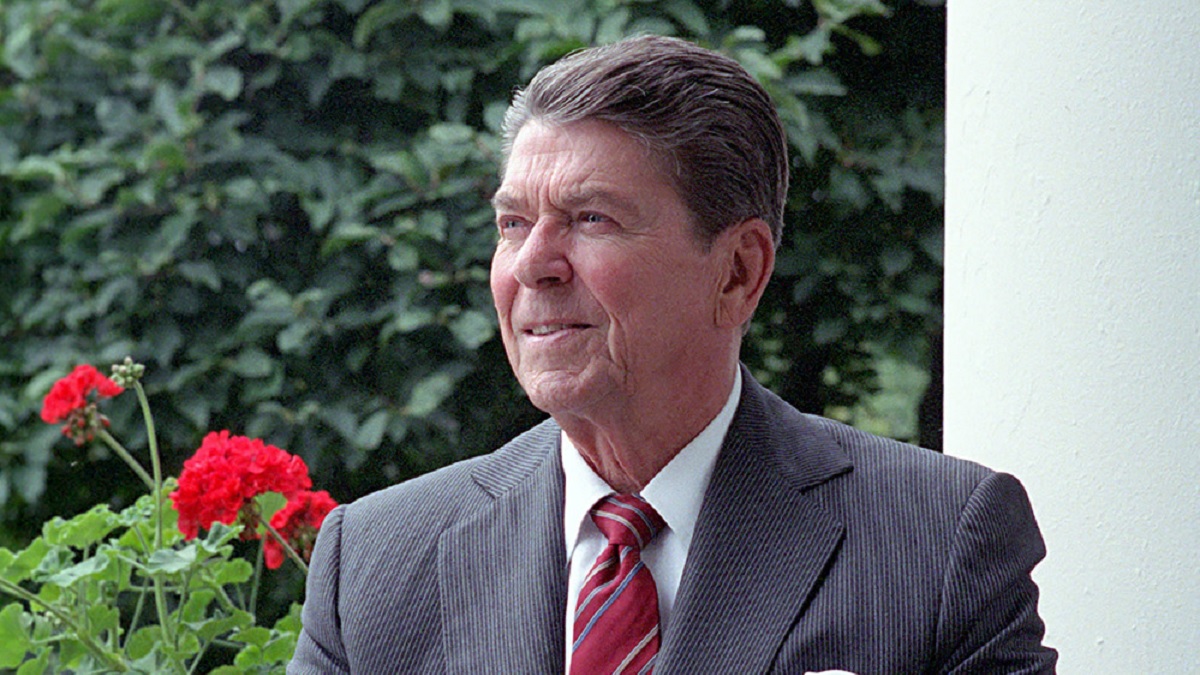 O ex-presidente dos Estados Unidos, Ronald Reagan, foi alvo de um ataque em Washington