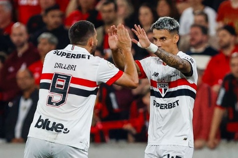 Com o resultado, a equipe de Luis Zubeldía chegou aos 24 pontos