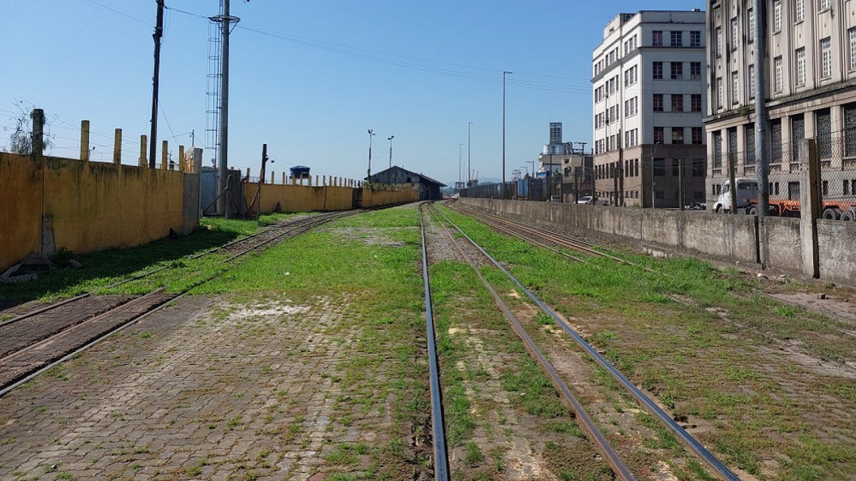 Diário do Litoral pediu definição dos parlamentares sobre a iniciativa que pode resolver problemas de milhares