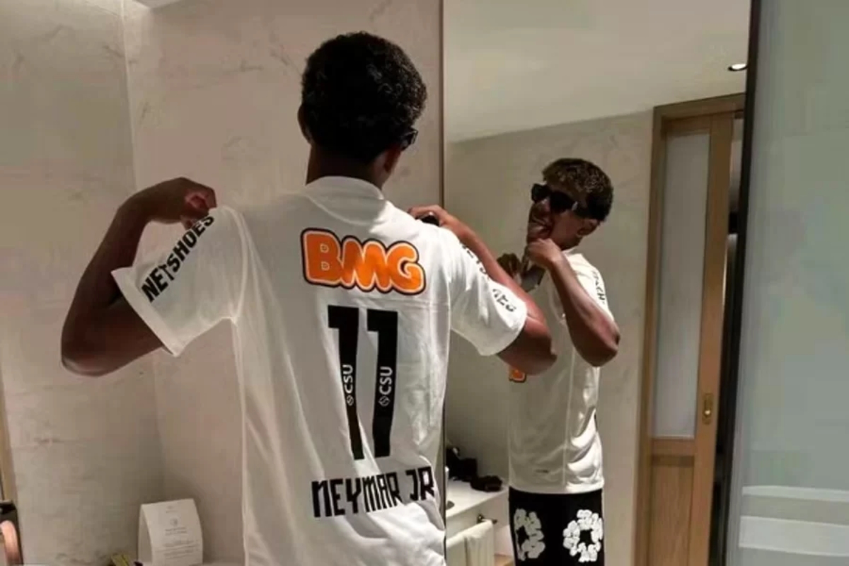 Nas últimas semanas, jogador foi campeão com a Seleção da Espanha