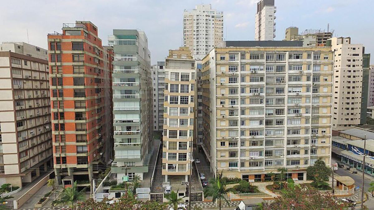 Santos é a cidade mais vertical do Brasil, segundo o Censo 2022