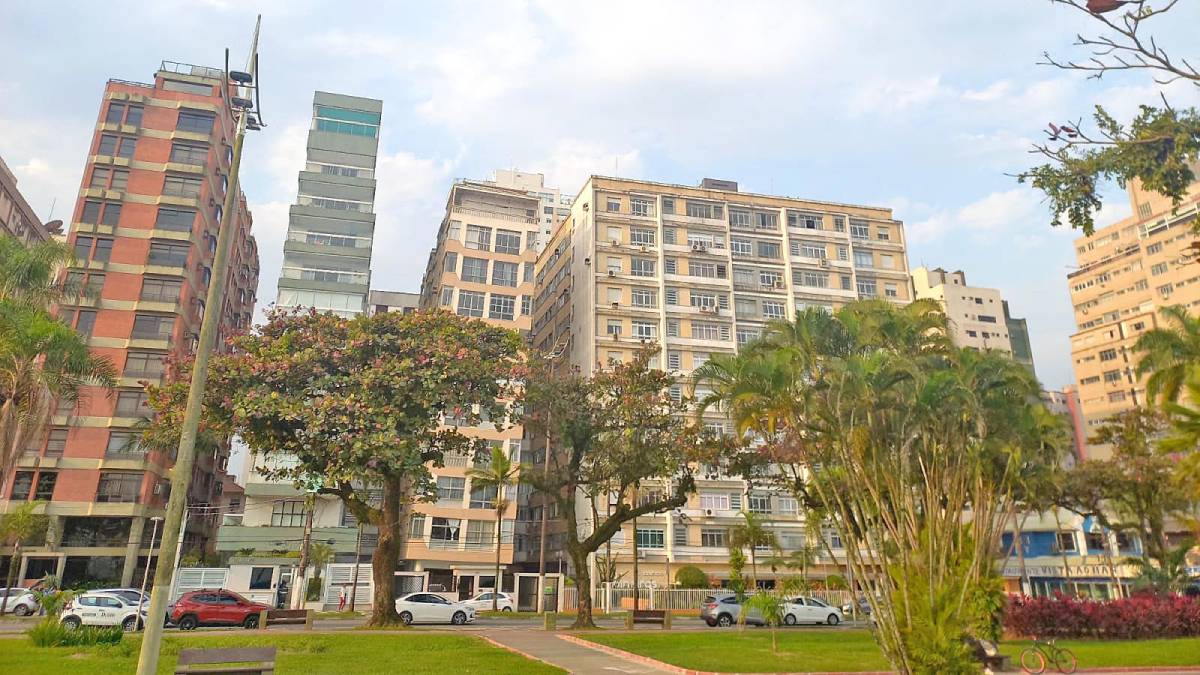 Prédio torto de Santos: solo de argila praiana e incapacidade das construtoras à época de aprofundar fundações até a 1ª camada de rochas