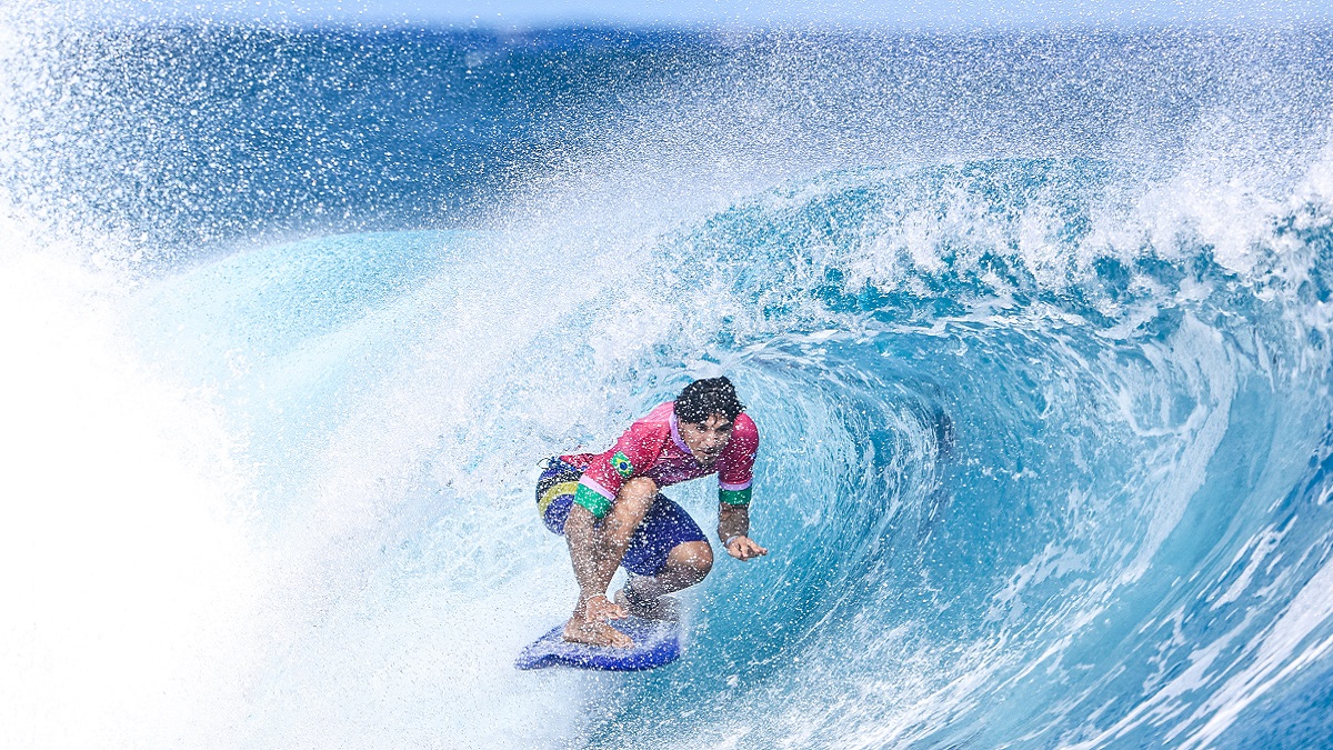 Gabriel Medina tenta trazer mais um ouro para o Brasil