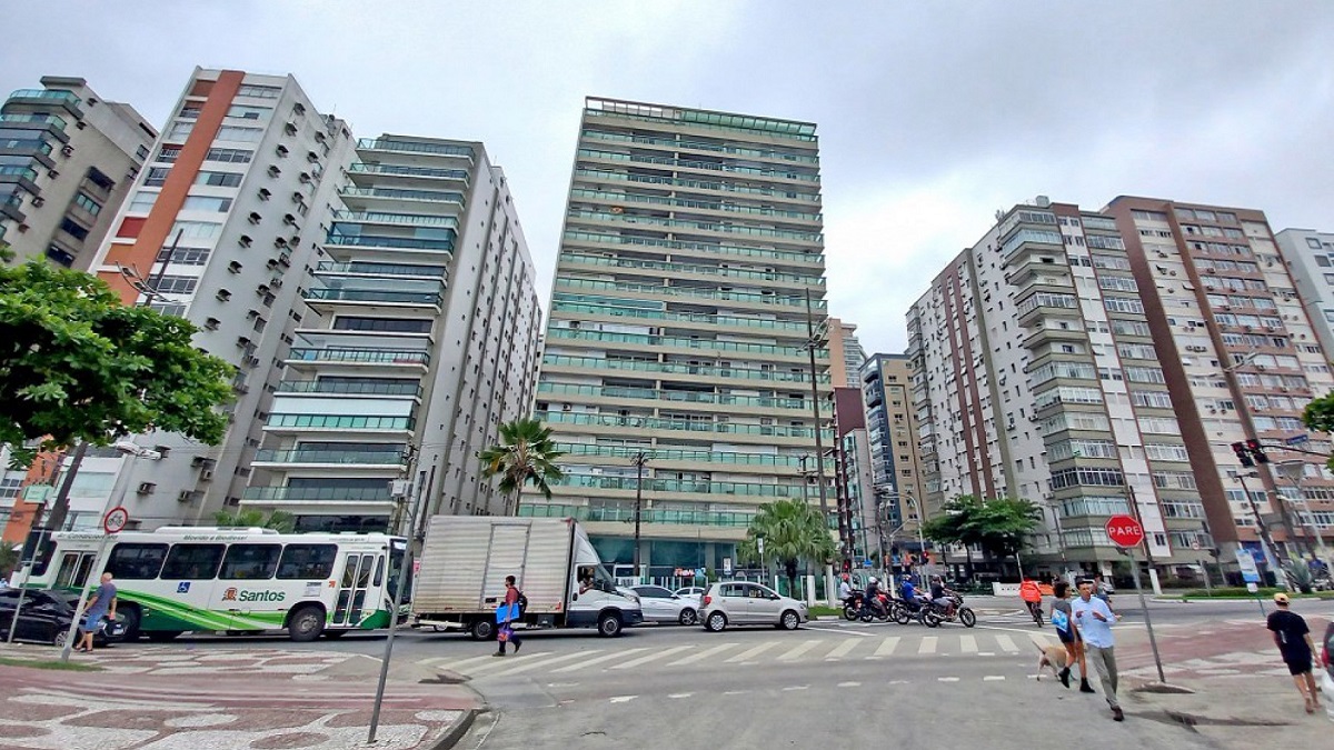 Associação quer viabilizar linhas de crédito a juros subsidiados para estabilizar e reaprumar os 319 prédios tortos de Santos