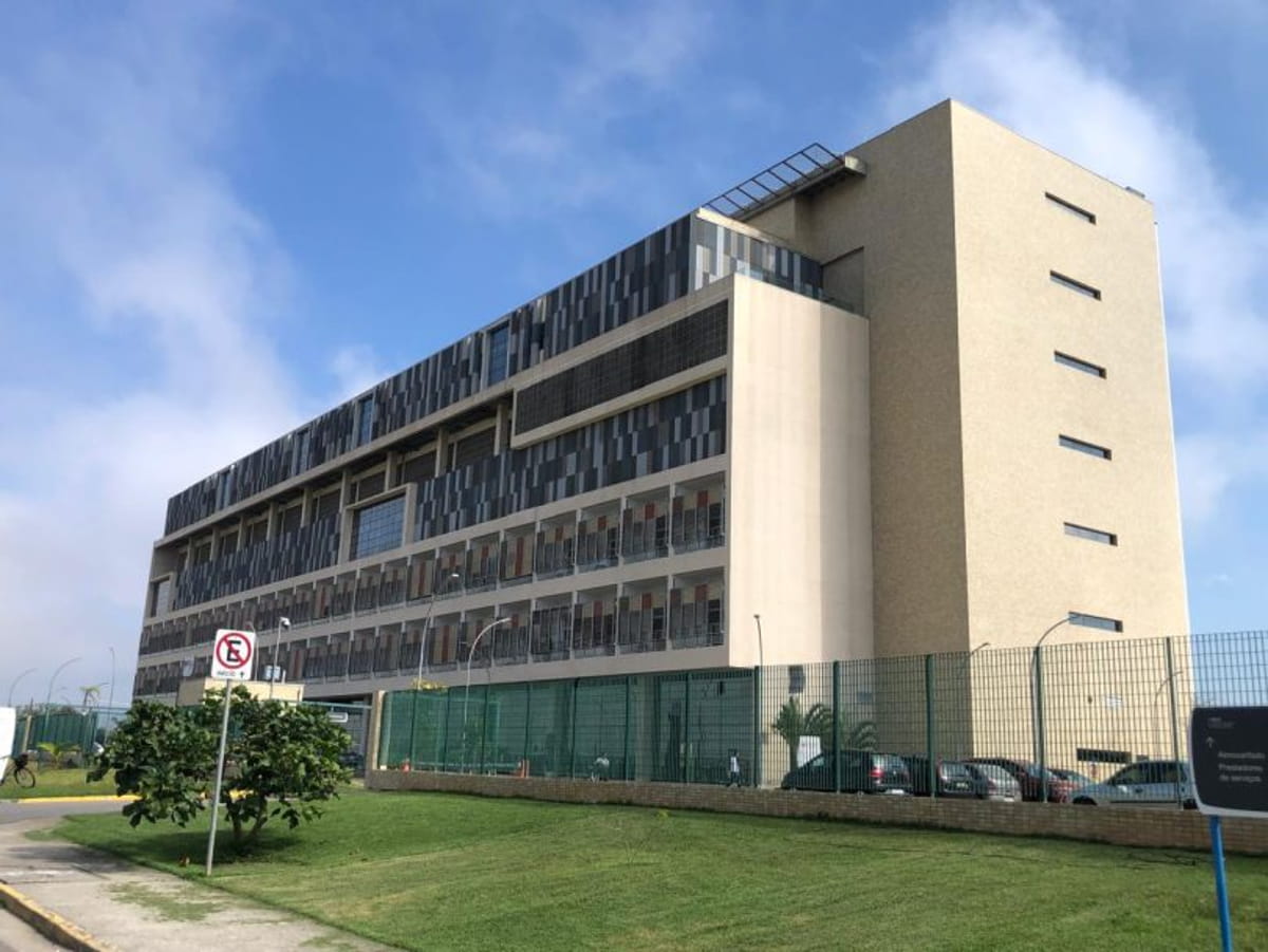 A cirurgia foi realizada com sucesso em um paciente de 74 anos