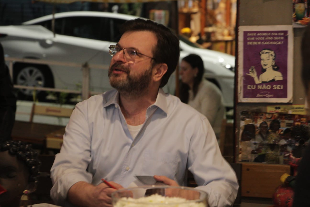 Jornalista e escritor Marcelo Godoy é autor do livro 'Cachorros'