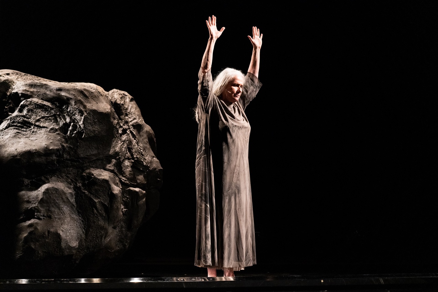 Abertura acontece hoje, no Teatro Sesc Santos, às 20h, com o espetáculo-solo