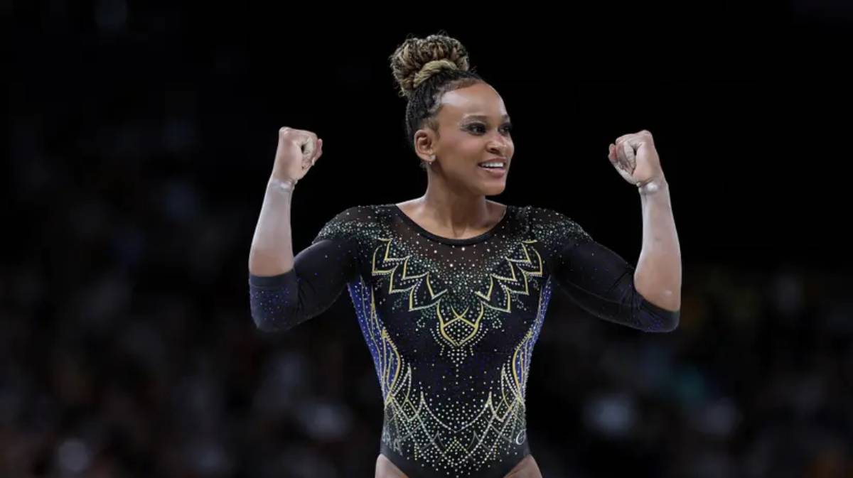 Brasileira tem a americana Simone Biles como principal rival