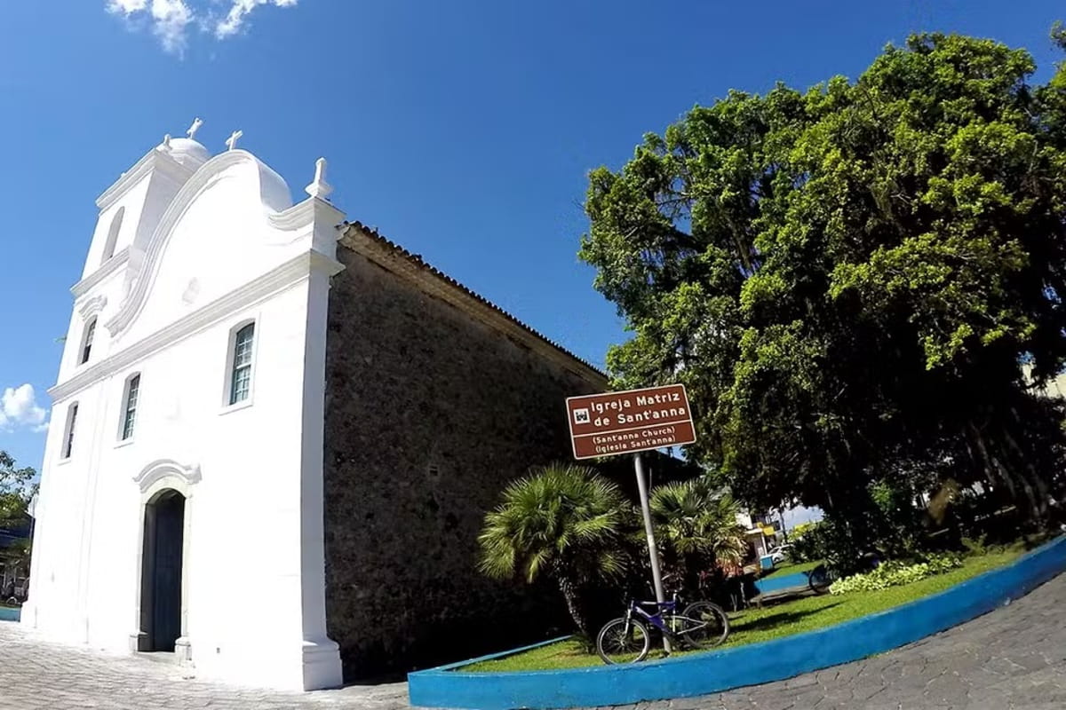 A programação oferece oficinas, caminhadas, apresentações, saraus, mesas de diálogos, feiras e outras atrações gratuitas