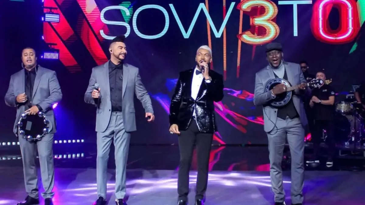 Show de Soweto comandado por Belo chega a Santos