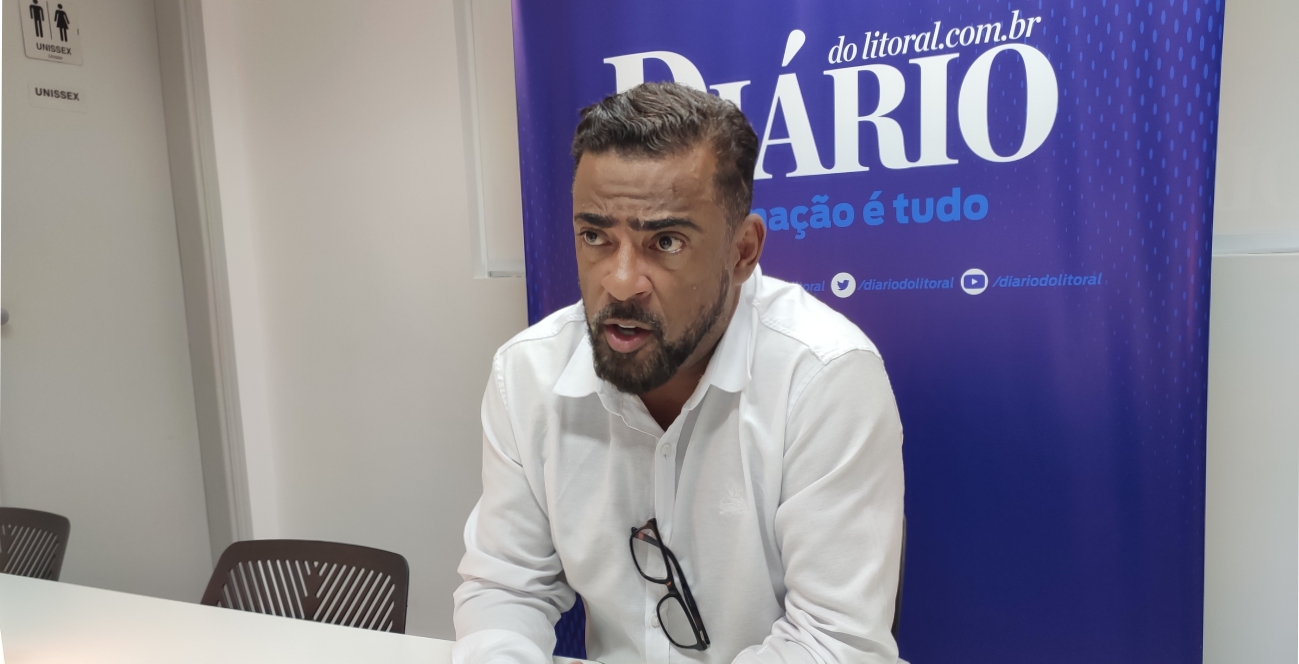 Também jornalista, Ademir tem uma história profissional ligada a cobertura do Santos