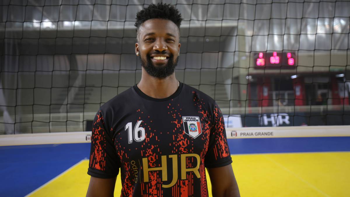 O elenco praia-grandense contará com um reforço de 2,04 metros de altura para o duelo